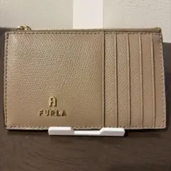 FURLA ベージュ フラグメントケース