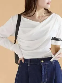 ドレープカットソーのサムネイル