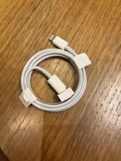 Apple Lightningケーブル ホワイト