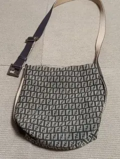 FENDI ズッカ柄 ショルダーバッグ ジャンク品 訳あり