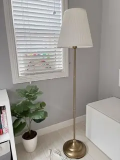 IKEA ÅRSTID ARSTID オースティード　スタンドライト　真ちゅうのサムネイル