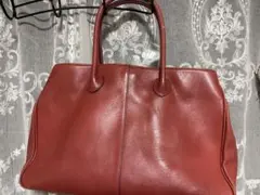 レザー トートバッグ 収納力抜群