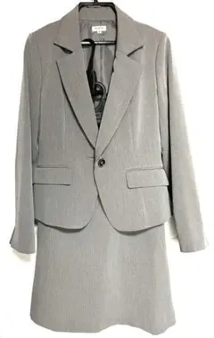 レディーススーツ　スーツ　フォーマル　リクルートスーツ　ジャケット　アウター