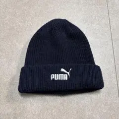 Puma プーマ　ビーニー　ニット帽　紺　ネイビー　ロゴ　刺繍のサムネイル