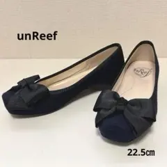 unReefアンリーフ★リボン　カッターパンプス　size22.5㎝ネイビー/黒のサムネイル