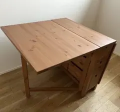 バタフライテーブル