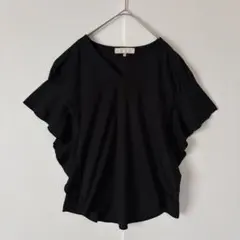 自由区 トップス ブラウス カットソー フリル ブラック 38 M 美品のサムネイル