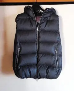 2025年最新】デュベティカ ダウンベスト 42の人気アイテム - メルカリ