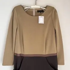 ⭐️新品タグ付きUNTITLED ベージュとダークブラウンのワンピース
