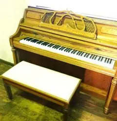 アップライトピアノ 鍵盤楽器