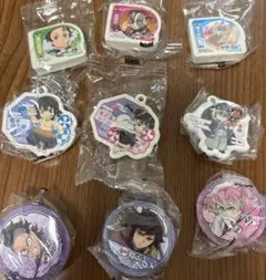 くら寿司　鬼滅　チャーム　消しゴム　缶バッジ　セット