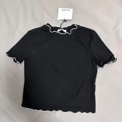 新品タグ付きZARA 半袖tシャツ　クロップド　ブラック
