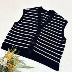 GU【ジーユー】ボーダー柄Vネックニットベスト 春服 ネイビー M ○