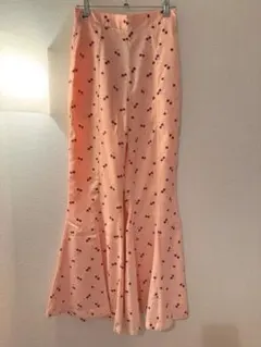 【未使用品】Lily Brown チェリー フレアパンツ ピンク　パンツのサムネイル