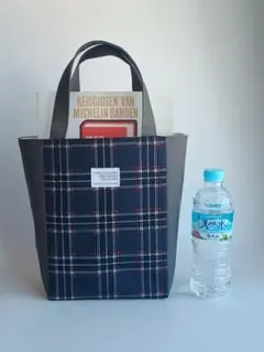自立するトート（ボトルフォルダ付 マチ12cm）タータンチェック×チャコール