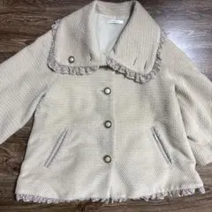 axes femme フリル襟ジャケット ベージュ