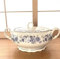 希少 新品ロイヤルコペンハーゲン ブルーフラワー蓋つきスープ