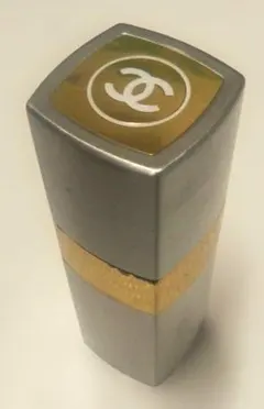 CHANEL N°19 Eau de Toilette 50ml