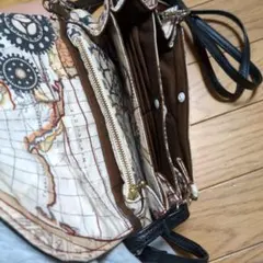 肩掛け財布