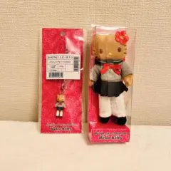 お顔厳選　サンリオ　クローゼットコレクション マスコットホルダー ギャル　キティ