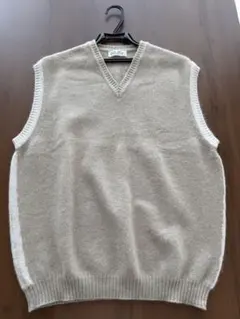 vネックベスト
