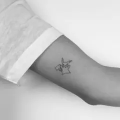 タトゥーシール　ピカチュウ　かわいい