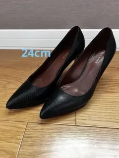 美品♡COLE HAAN パンプス ブラック ポインテッドトゥ24cmのサムネイル