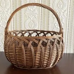 籐製ブラウン円形バスケット