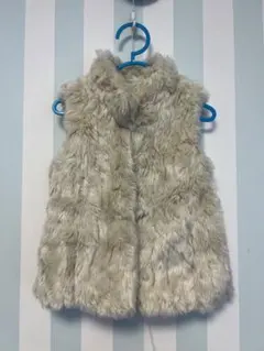 ZARA クリーム色　ファーベスト 100