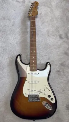 Fender Roland V-Guitar Stratcasterのサムネイル