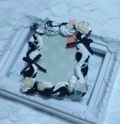 ハンドメイド　硬質ケース　トレカケース　ホイップデコ　推し活　黒　白