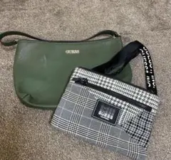 ②GUESS ショルダーバッグのサムネイル