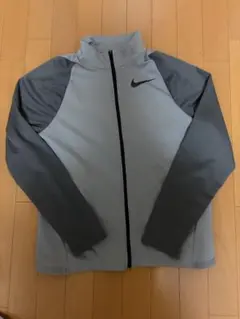 ナイキ トレーニング ウェア