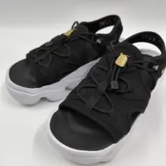 美品【NIKE】エアマックスココ 23 厚底サンダル ブラック ホワイト