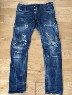 DSQUARED2 ダメージ加工 スリムフィットデニム