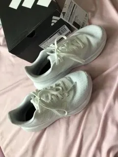 adidas RUNFALCON 3.0 W ホワイト スニーカー 22cmのサムネイル