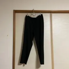 UNIQLOユニクロ黒 スラックス シンプル スリムLサイズ
