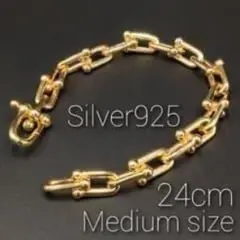 Item thumbnail for item dedfe788-14ff-45f4-84bc-c2d1e941fffb