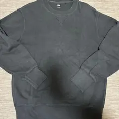 UNIQLO ブラック クルーネック トレーナー S