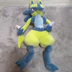 ポケモン めちゃもふぐっとぬいぐるみ 黄色いルカリオ
