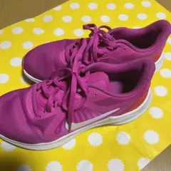 ⭐︎NIKEシューズ⭐︎23センチ
