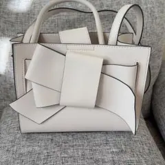 Item thumbnail for item c105e1d9-0bd3-4a05-9afd-d8272f371501