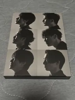 STEP 2枚のCD シルエットデザイン