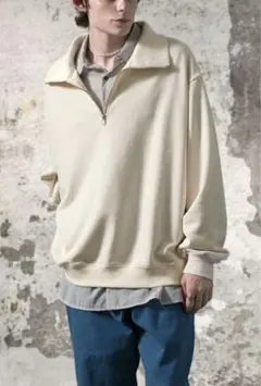 クリーム色 ハーフジップ トレーナー Lサイズ