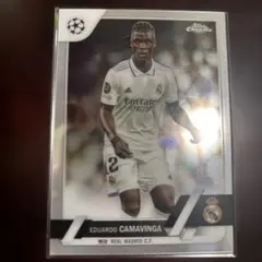 エドゥアルド・カマヴィンガ Topps Chrome