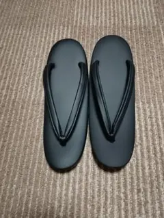 黒のウェッジソール草履