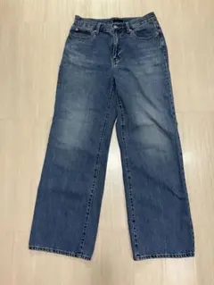 ユニクロ　ワイドストレートジーンズ　BLUE