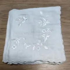 ウエッジウッドハンカチ