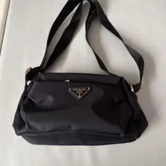 PRADA ナイロン ショルダーバッグ ノベルティブラック