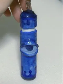 NIVEA イルカ型リップケース Yue - メルカリ